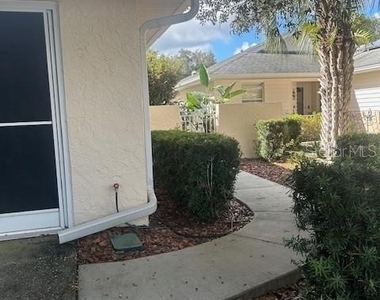 9300 Sw 92nd Lane - Photo Thumbnail 2