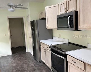9300 Sw 92nd Lane - Photo Thumbnail 4