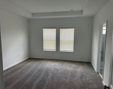 3223 Laurent Loop - Photo Thumbnail 6