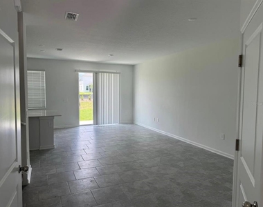 3223 Laurent Loop - Photo Thumbnail 3