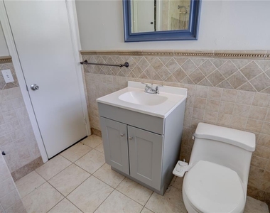 3320 Lila Drive - Photo Thumbnail 10