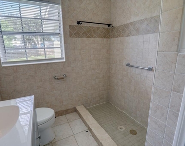 3320 Lila Drive - Photo Thumbnail 11
