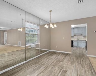 8209 Olympia Court - Photo Thumbnail 6