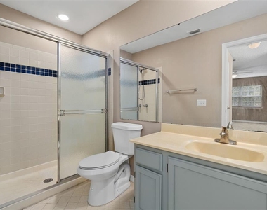 8209 Olympia Court - Photo Thumbnail 11