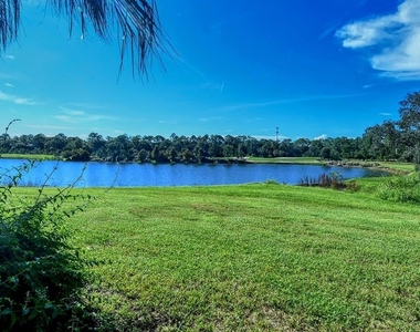 16706 Vardon Terrace - Photo Thumbnail 9