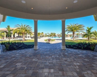 16706 Vardon Terrace - Photo Thumbnail 40