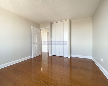3333 Broadway - Photo Thumbnail 5