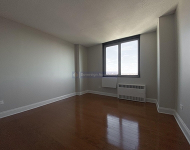 3333 Broadway - Photo Thumbnail 4