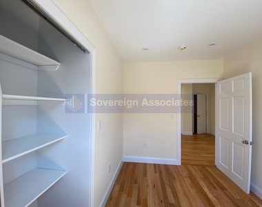 686 West 204th Street - Photo Thumbnail 10