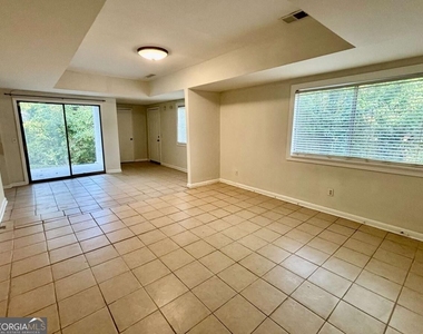 5931 Kay Drive - Photo Thumbnail 3