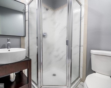 8308 Shady Grove Circle - Photo Thumbnail 17