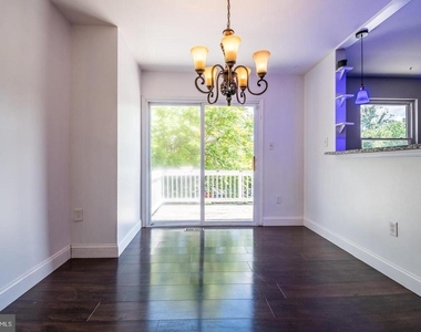 8308 Shady Grove Circle - Photo Thumbnail 14