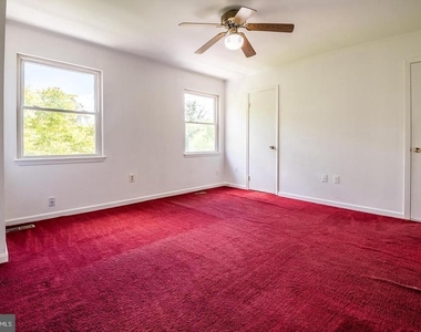 8308 Shady Grove Circle - Photo Thumbnail 16