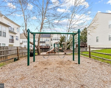 13954 Sawteeth Way - Photo Thumbnail 16
