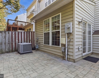13954 Sawteeth Way - Photo Thumbnail 32