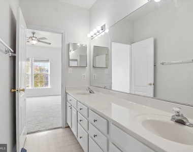 13954 Sawteeth Way - Photo Thumbnail 28