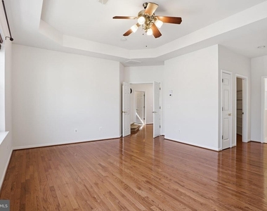 5658 Lierman Circle - Photo Thumbnail 19