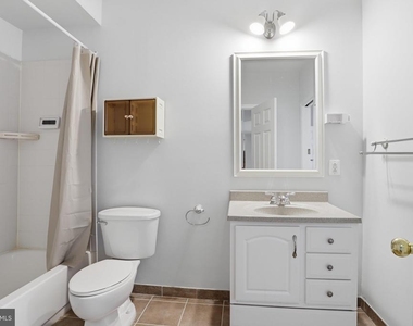 5658 Lierman Circle - Photo Thumbnail 32