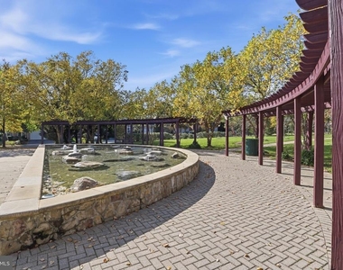 5658 Lierman Circle - Photo Thumbnail 43