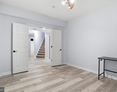 5658 Lierman Circle - Photo Thumbnail 34