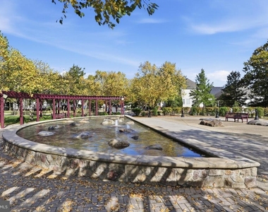 5658 Lierman Circle - Photo Thumbnail 41