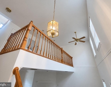 5415 Middlebourne Lane - Photo Thumbnail 13