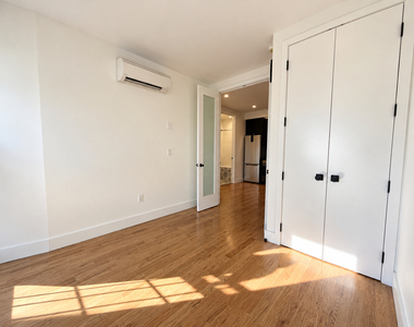 1265 Herkimer Street - Photo Thumbnail 4