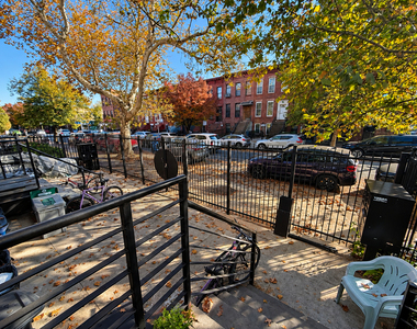 1265 Herkimer Street - Photo Thumbnail 11