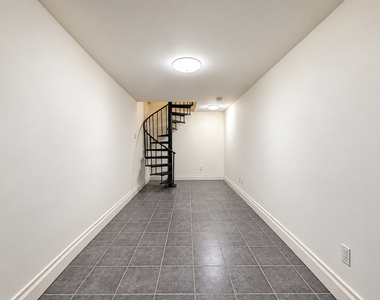 292 Harman Street - Photo Thumbnail 10