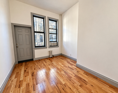 292 Harman Street - Photo Thumbnail 6