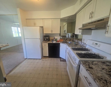 46 Buttonwood Road - Photo Thumbnail 3