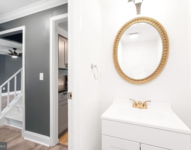 352 Hawthorne Street - Photo Thumbnail 14