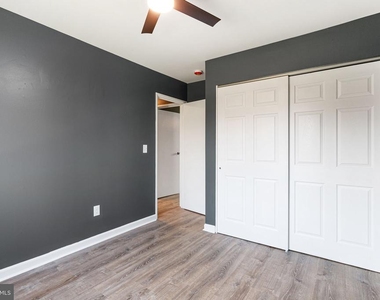 352 Hawthorne Street - Photo Thumbnail 21