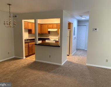 10105 Prince Place - Photo Thumbnail 5