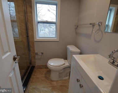 411 Compton Avenue - Photo Thumbnail 13