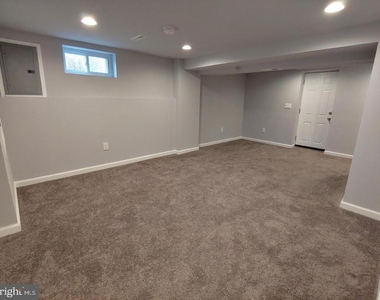 411 Compton Avenue - Photo Thumbnail 16