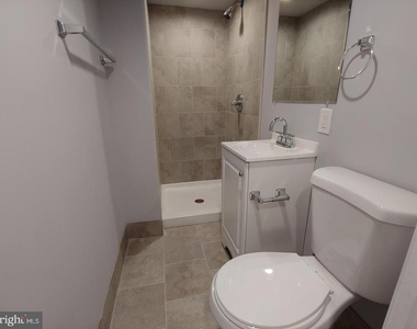 411 Compton Avenue - Photo Thumbnail 19