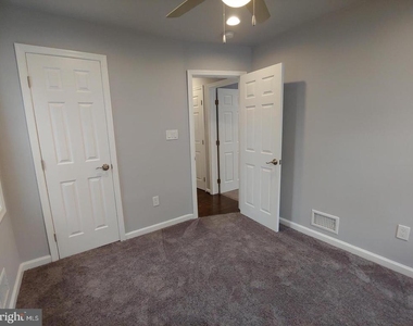411 Compton Avenue - Photo Thumbnail 10