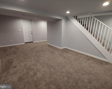 411 Compton Avenue - Photo Thumbnail 17