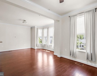 11212 Chase Street - Photo Thumbnail 9