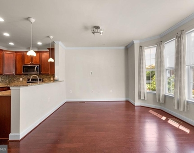 11212 Chase Street - Photo Thumbnail 5