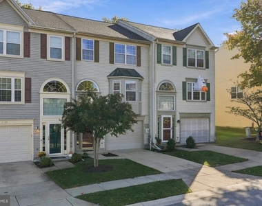 6111 Honeycomb Gate - Photo Thumbnail 34