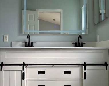 6812 Sanctuary Court - Photo Thumbnail 9