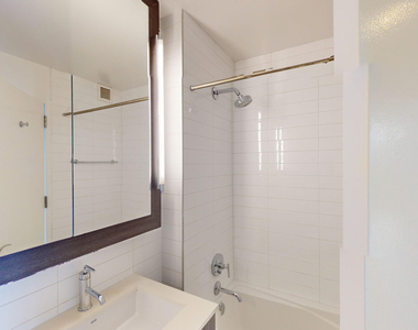 808 Columbus Ave - Photo Thumbnail 4