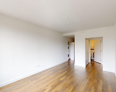 808 Columbus Ave - Photo Thumbnail 3