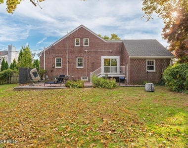 47 Brinckerhoff Avenue - Photo Thumbnail 33