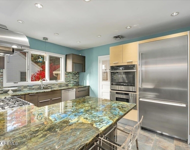 47 Brinckerhoff Avenue - Photo Thumbnail 10