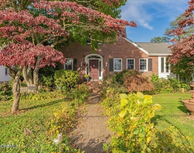 47 Brinckerhoff Avenue - Photo Thumbnail 40