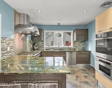 47 Brinckerhoff Avenue - Photo Thumbnail 11