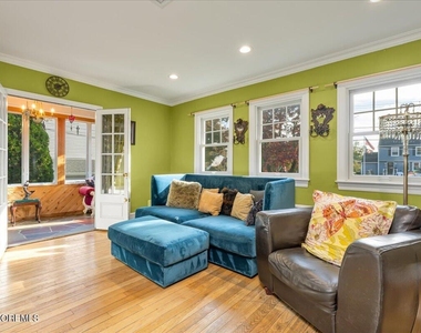 47 Brinckerhoff Avenue - Photo Thumbnail 6